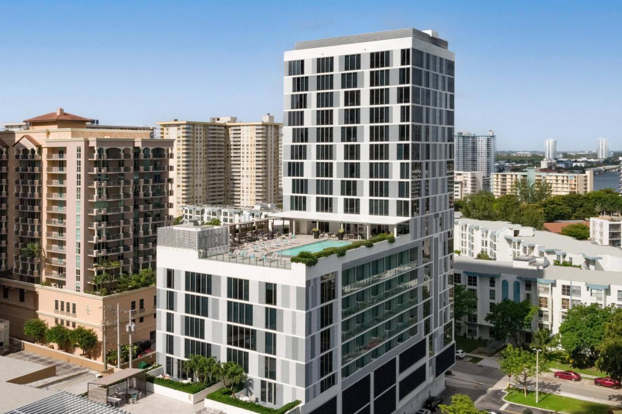 Residence Inn Miami Sunny Isles Beach Miami Beach Exterior photo